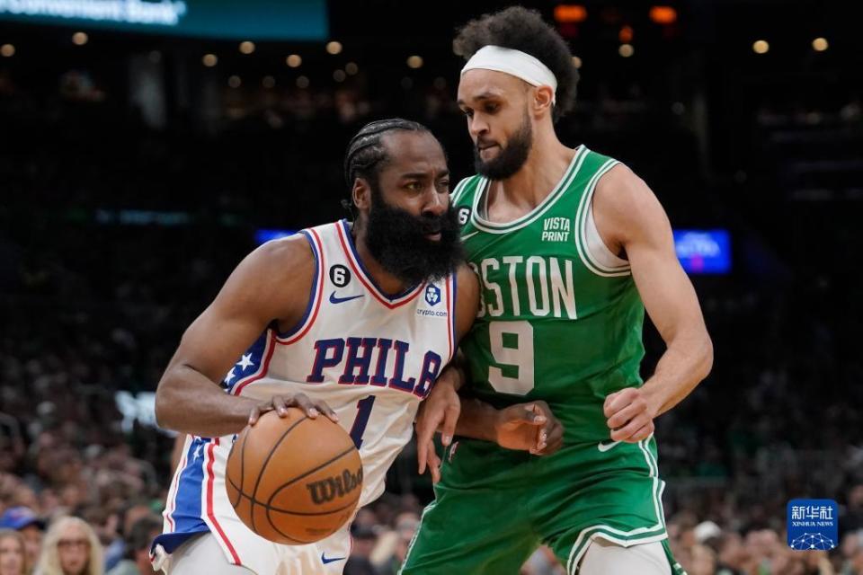 NBA季后赛：凯尔特人队再次晋级